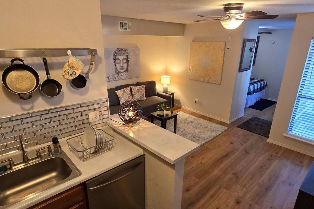 Cozy Updated Cove Of Heaven, 5Mins To Lake Hefner! Oklahoma City Esterno foto